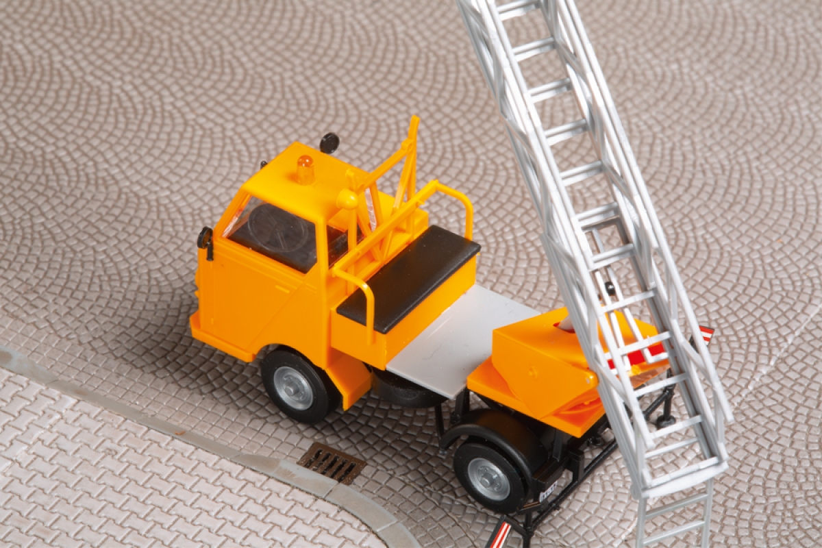 Véhicule miniature : Camion de pompiers avec échelle rotative Multicar M22 - 1:87 H0 - Auhagen 41656