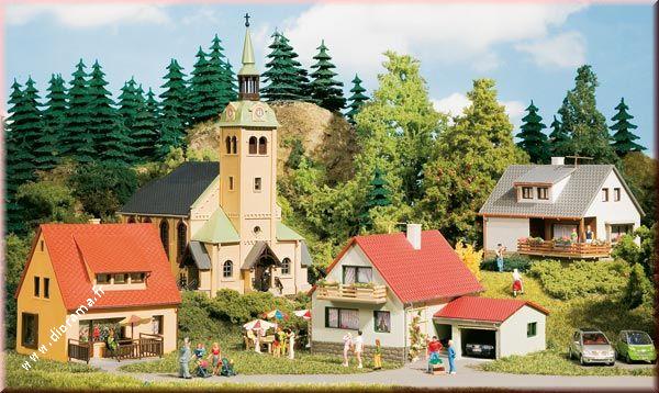 Miniatures Auhagen 15201 - Petit village miniature - kit de base 1