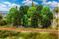 Arbres décoratifs miniatures : 15 Feuillus, assortis - 1:87 HO, 1:120 TT - Faller 181524 - diorama.fr