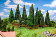 Végétations miniatures : 15 grands sapins - 1:87 HO, 1:120 TT - Faller 181542 - diorama.fr