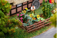 Végétation miniature : Fleurs dans le jardinet 1/87 - Faller 181289