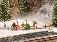Personnages miniatures : Jour de la Saint Nicolas - 1:87 HO - Noch 15923 - diorama.fr