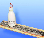 Heki 1830 : colle à  ballast 250ml