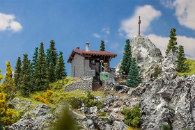 Faller 232372 - Téléphérique miniature pour matériel et personnes 1:160, N