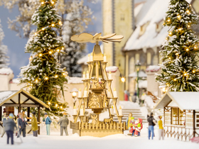 Décor miniature : Pyramide de Noël - 1:87 HO - Noch 14395